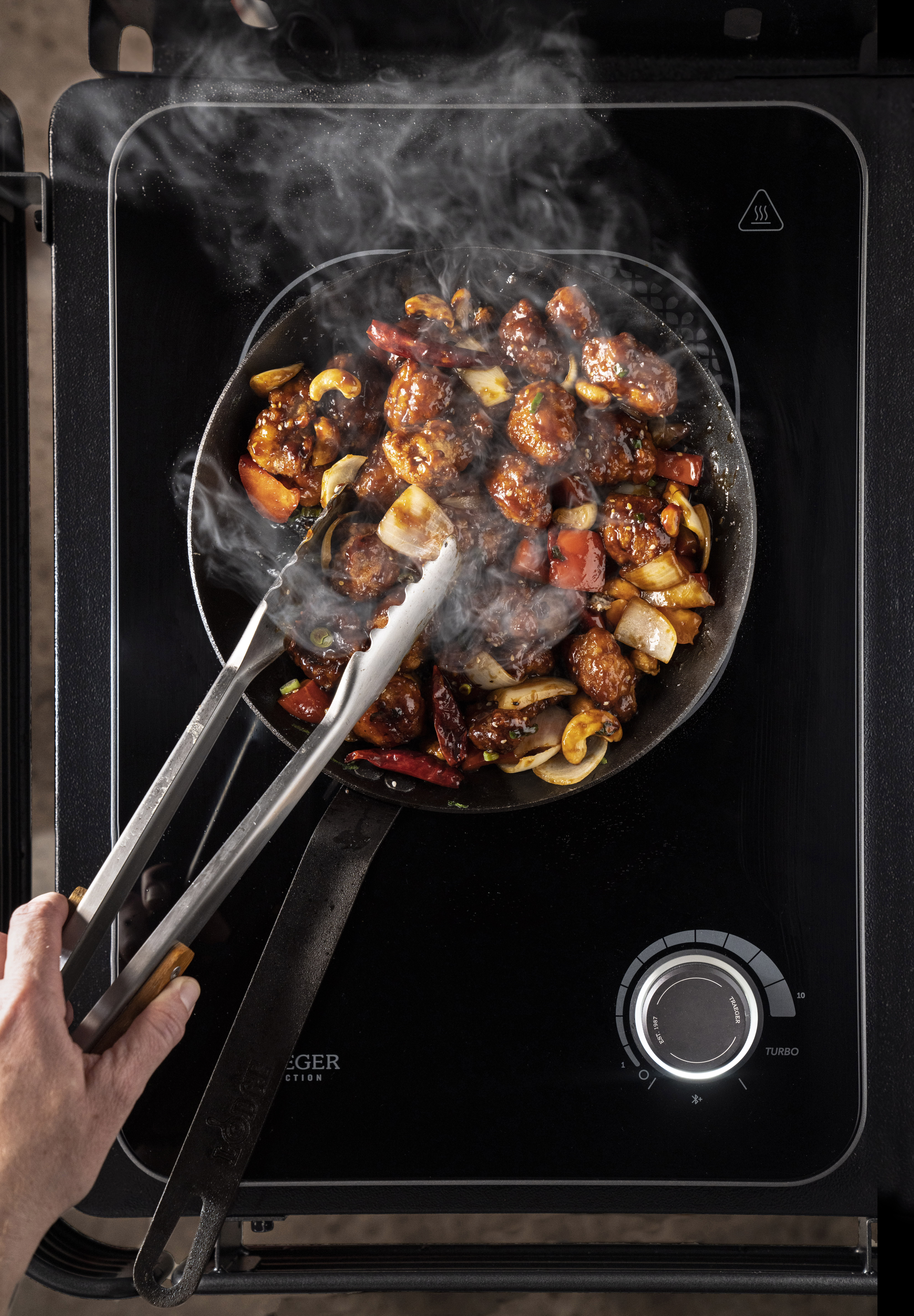 Flat_Wok_Chicken_Induction_Versatility_002.jpg