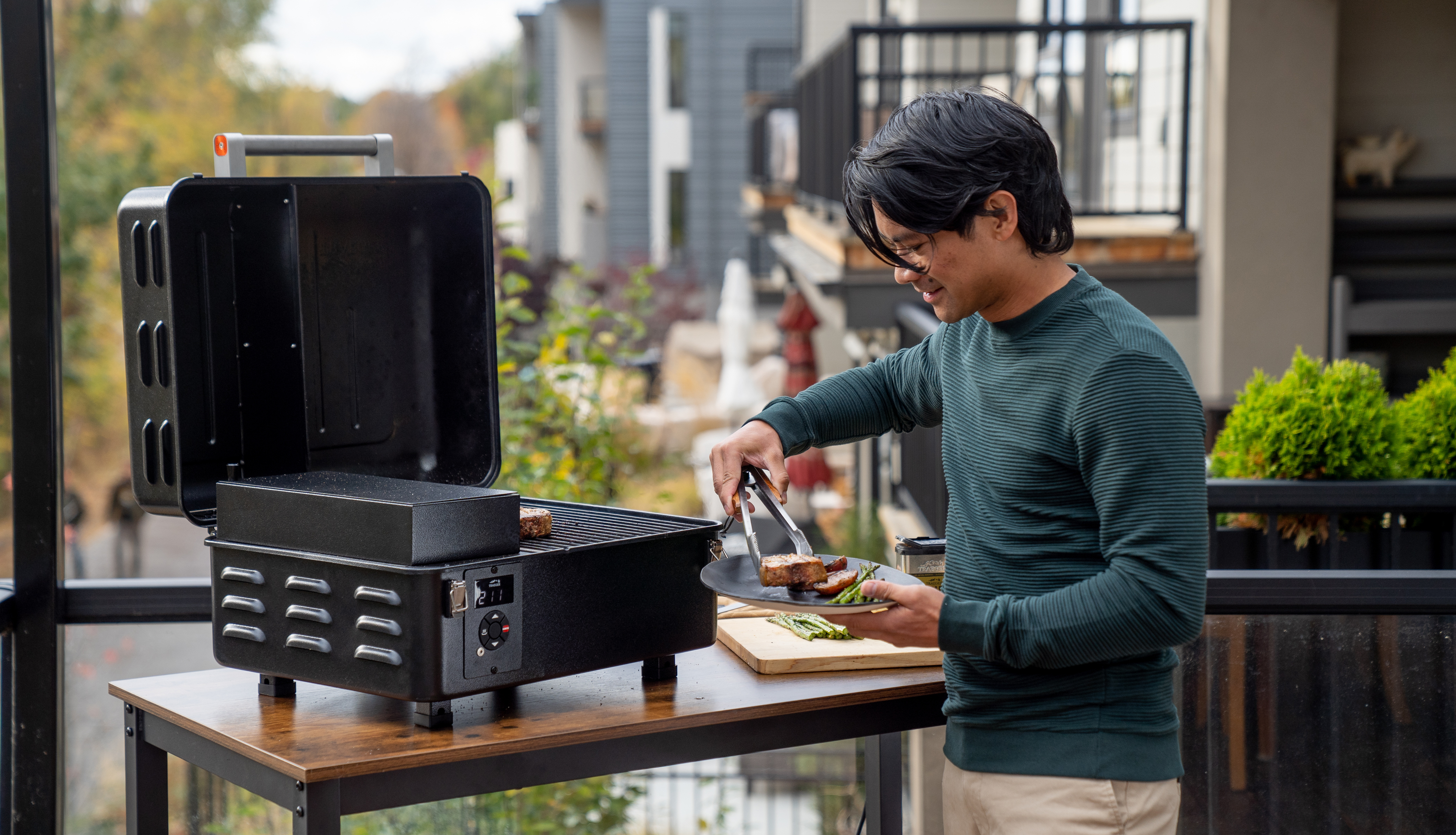 Traeger Ranger Tabletop Pellet Grill