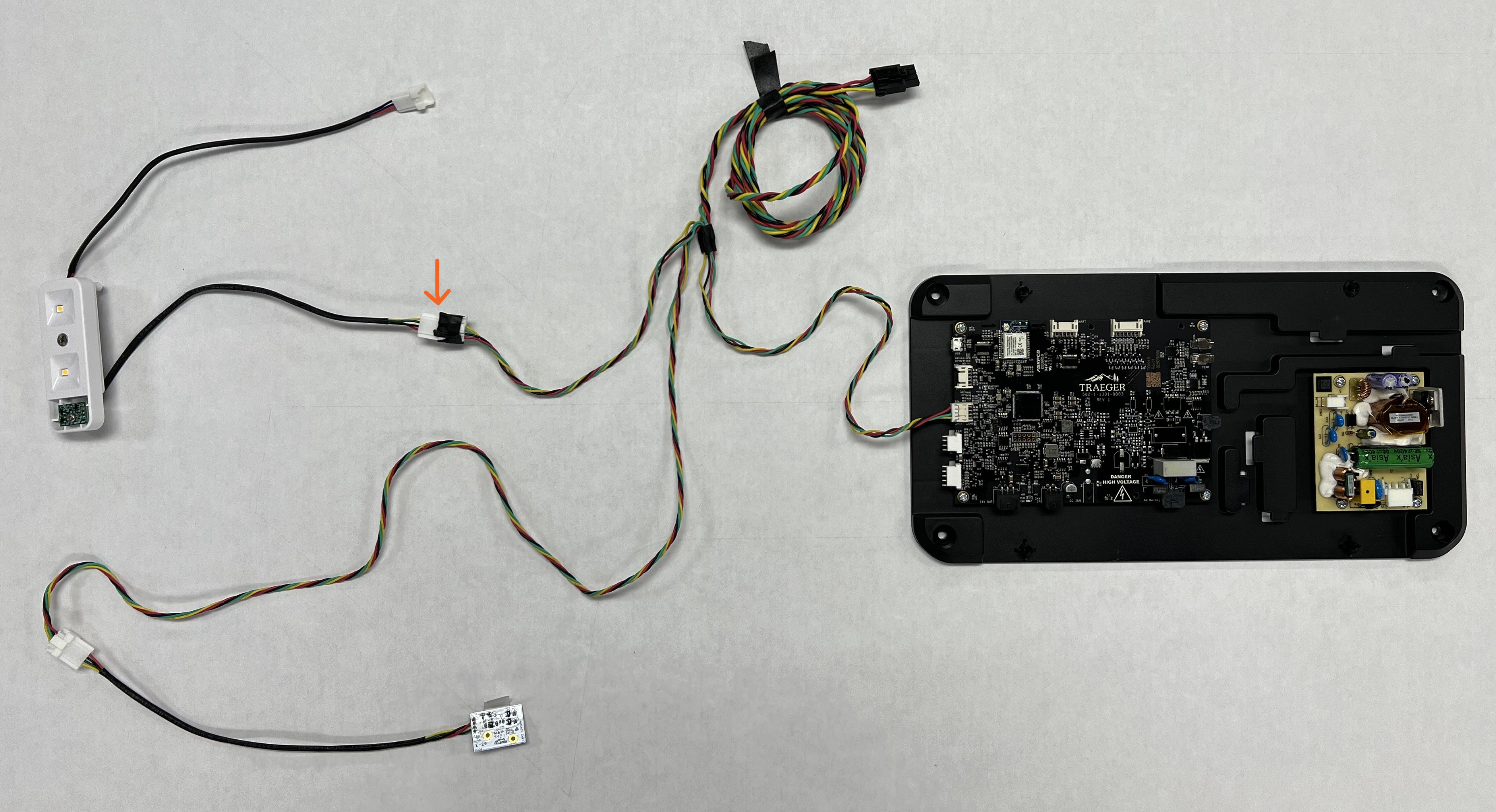 Lid-light to Smart com connection.png