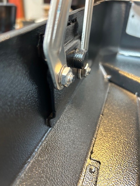 Flatrock Lid Hinge.jpg