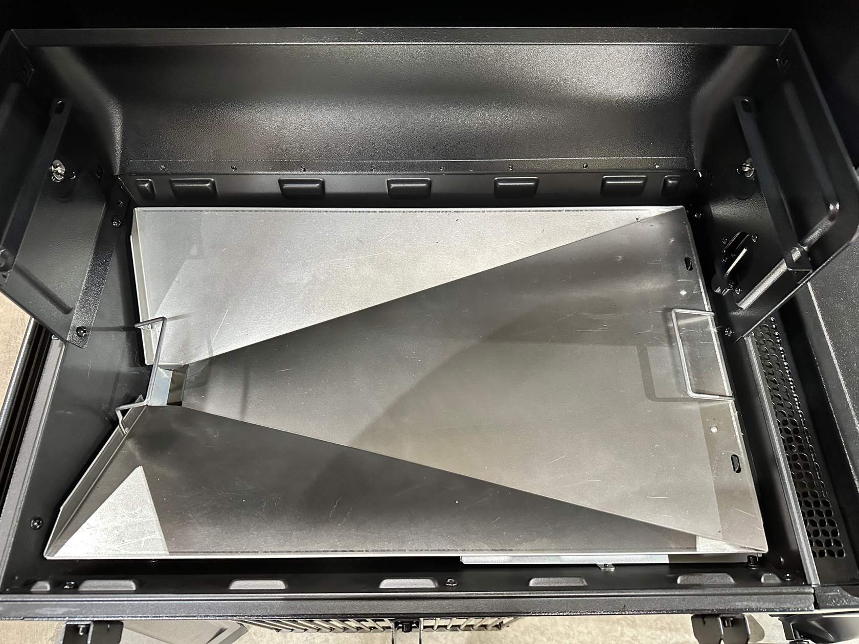 Woodridge-interior drip tray.jpg