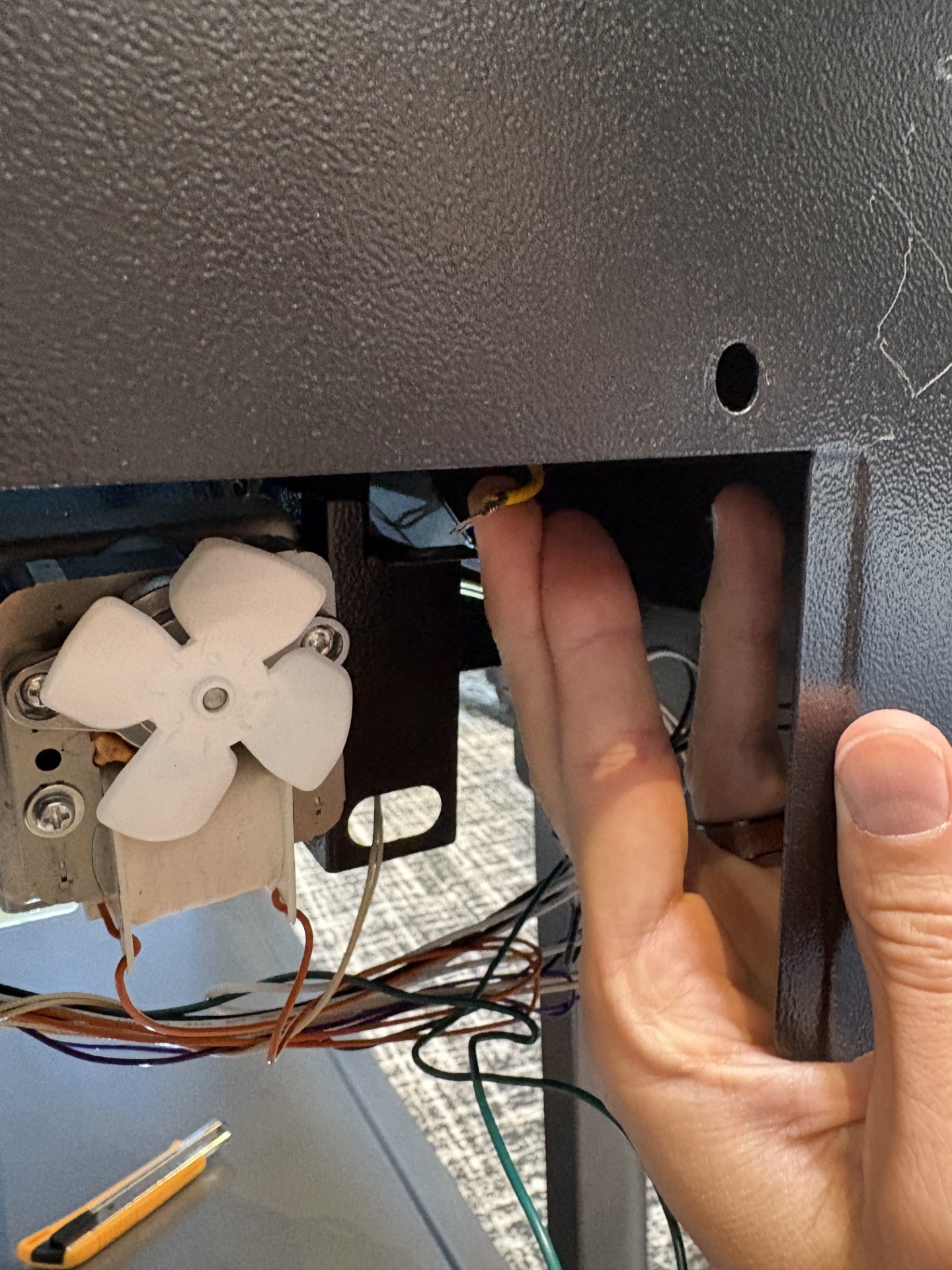 Disconnect Ground Wire.jpg