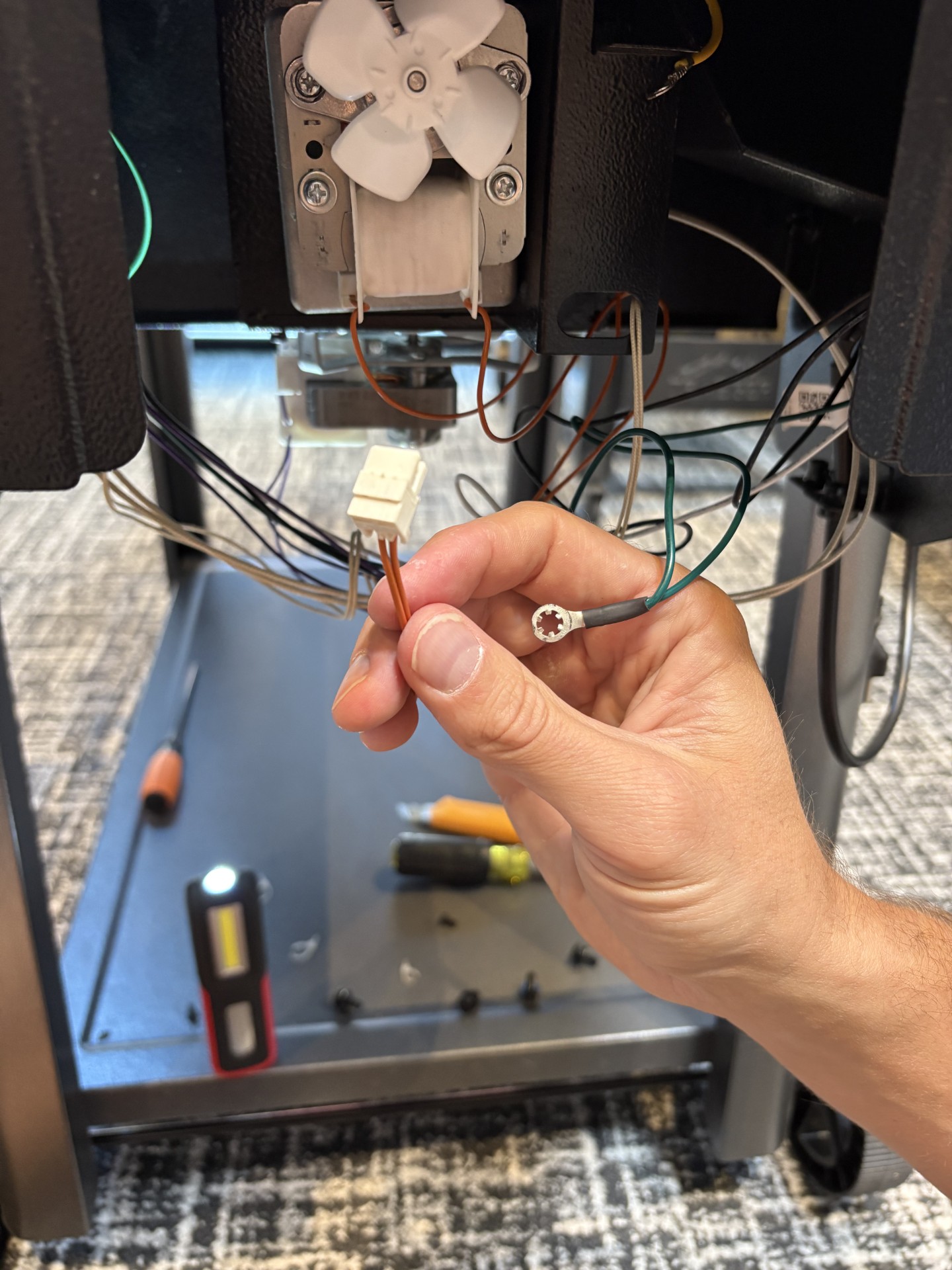 Auger Wire Disconnected.jpg