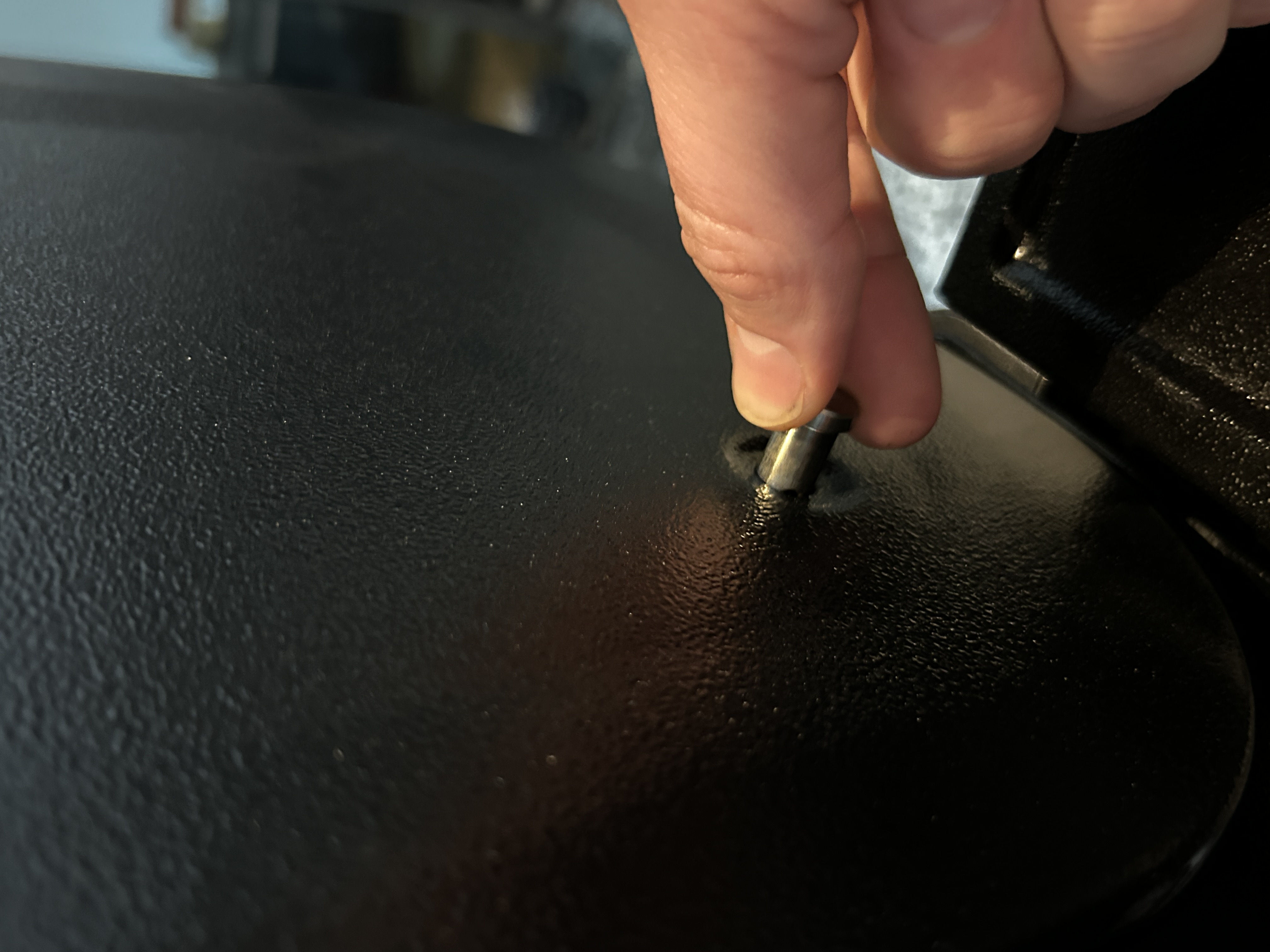 remove lid pins.JPG